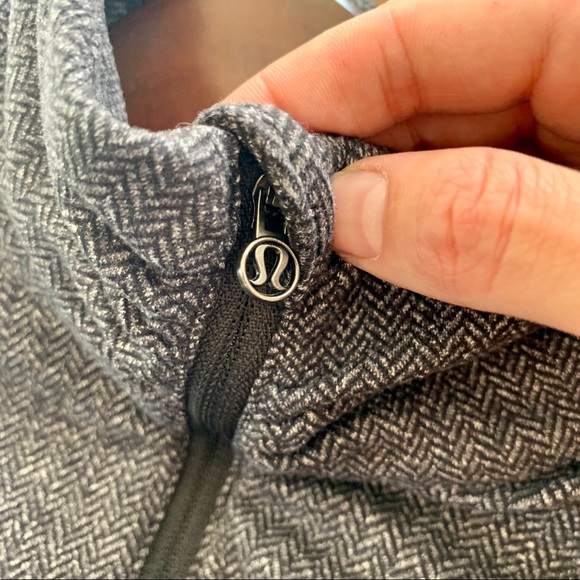 Lululemon Kanto Catch Me Half-Zip w/ Thumbholes - Picture 7 of 8